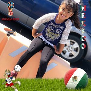 Meet your Posher, Reyymari